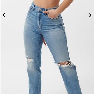 Brand New Garage Vintage Straight Jeans! Size 00.